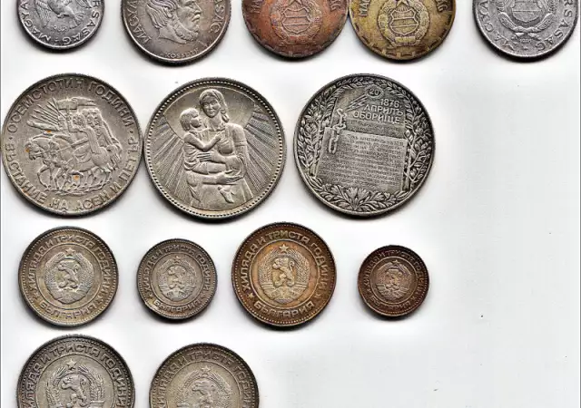 2. Снимка на монети и медали