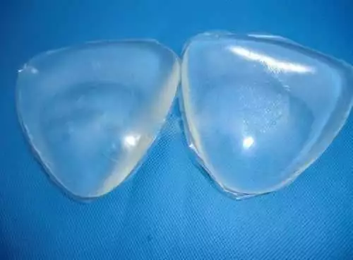 1. Снимка на Прозрачни силиконови подплънки - особено подходящи за бански SP042