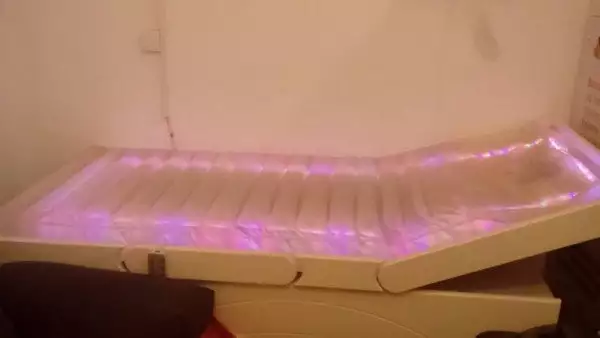 2. Снимка на Масажно водно легло със затопляне на водата и LED осветление
