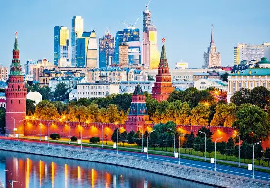 Москва и Санкт Петербург - Септемврийски празници