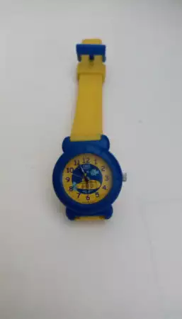 1. Снимка на Детски часовник Q Q - водоустойчив.