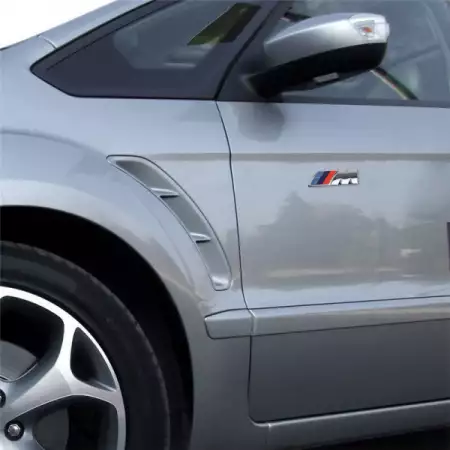 2. Снимка на M емблема за БМВ BMW за задна врата или калници врати .