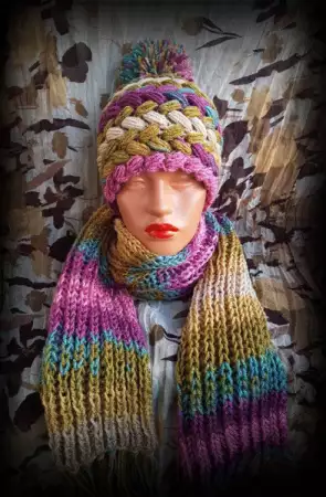 5. Снимка на Плетен комплект шапка и шал ръчна изработка.