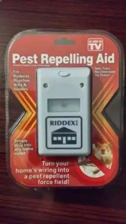 3. Снимка на Riddex Plus нов уред против гризачи хлебарки мравки