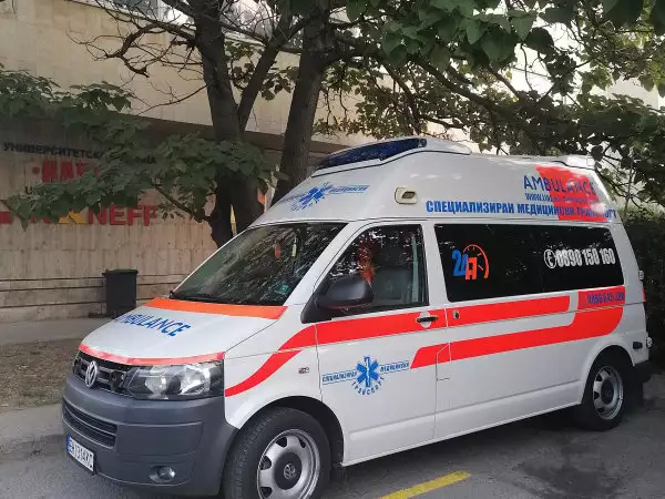 2. Снимка на Специализиран медицински транспорт с частна линейка - РЕАНИМОБ