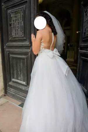 2. Снимка на Сватбена рокля на бутик Алегра