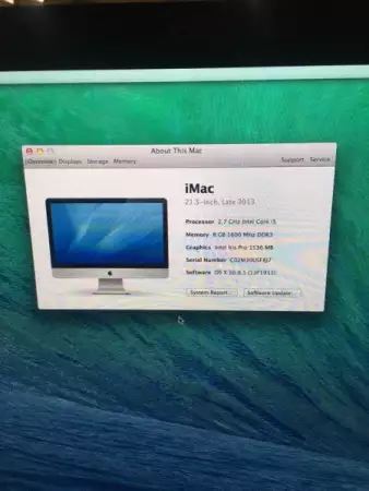 6. Снимка на iMac, мишка, клавиатура и диск