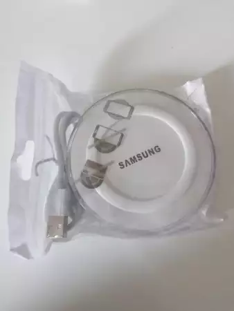 7. Снимка на Samsung wireless fast charger