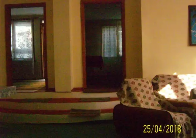 2. Снимка на Отдава под наем луксозно обзаведен етаж от къща