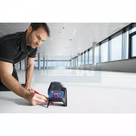 3. Снимка на Линеен лазер Bosch GCL 2 - 15 стойка магнитна RM 1 Professional 