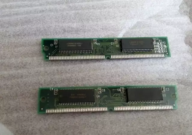 2. Снимка на RAM памет 72P 8 MB - MITSUBISHI M5M418165 , флопи диск 1, 44