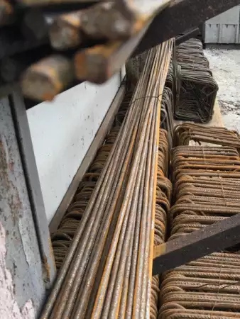 дървен материал, арматурно желязо
