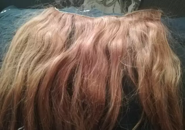 4. Снимка на Естествена коса на треса