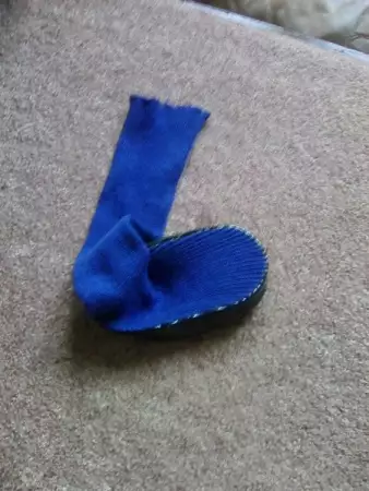 1. Снимка на Продавам чорапче за ударено краче за куче