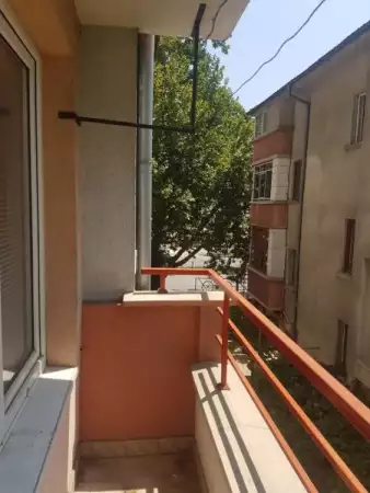 3. Снимка на Апартамент под наем – Пловдив, широк център, кв. Каменица 1, 