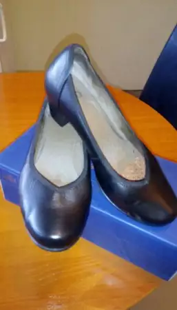 1. Снимка на Caprice черни дамски кожени обувки черни №38 H и стелка 25см