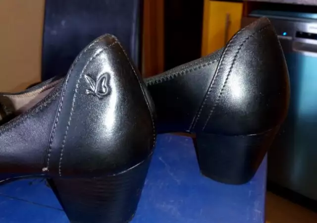 5. Снимка на Caprice черни дамски кожени обувки черни №38 H и стелка 25см