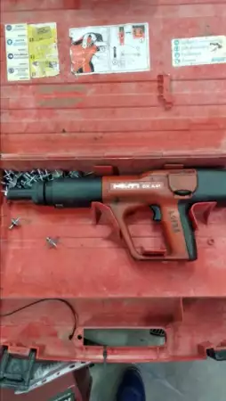 Пистолет за пирони бетон метал Hilti DX A 41