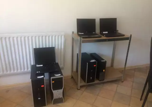 2. Снимка на Маркови лаптопи, монитори, компютри с 6 месеца гаранция