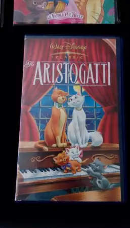 4. Снимка на VHS видео касетки с анимация на италиански 5бр. CAPPUCCETTO