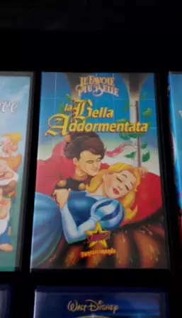 VHS видео касетки с анимация на италиански 5бр. CAPPUCCETTO