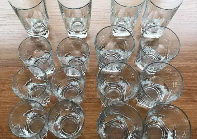 2. Снимка на Комплект стъклени чаши - 16 части
