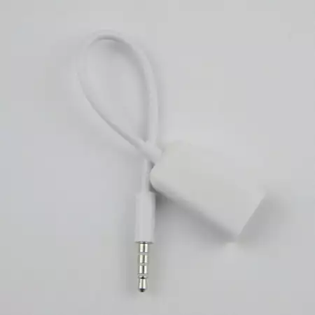 7. Снимка на AUX кабел - женско USB Към 3.5мм жак