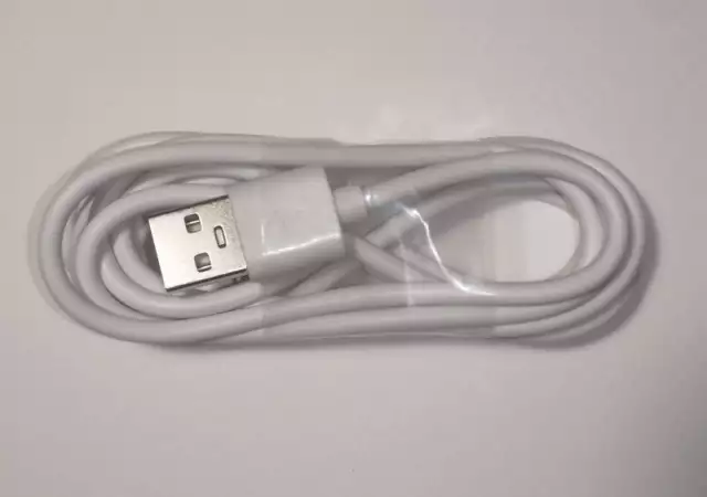 4. Снимка на USB кабел за Iphone зарядно