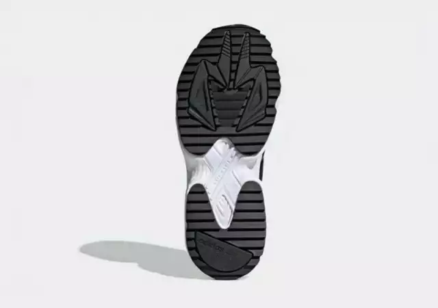 4. Снимка на Маратонки Adidas KIELLOR W EF5621 от естествена кожа