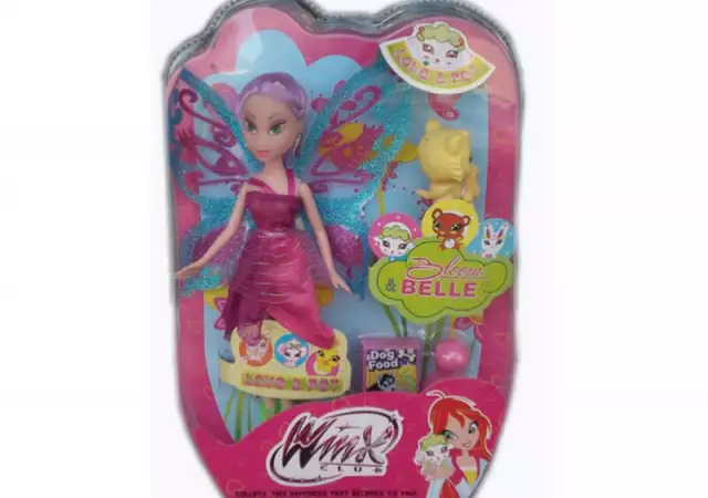 Кукла Уинкс с лилава коса и с домашен любимец Winx