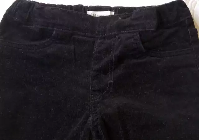 6. Снимка на Детски черен кадифен панталон - джинси H M 6 - 8 годишно моми