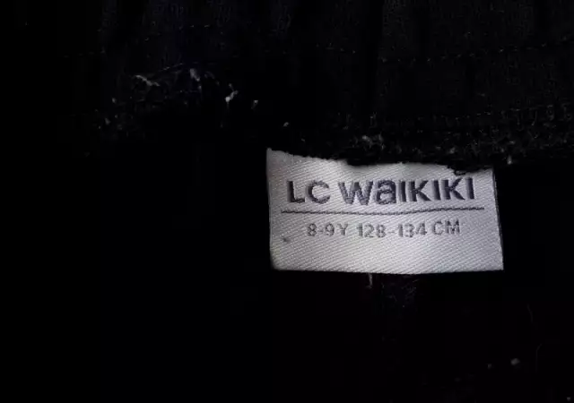 2. Снимка на Детски черен ластичен панталон клин LC Waikiki ръст 128