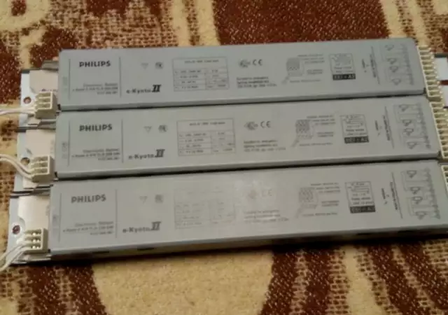 1. Снимка на Електронни баласти Philips за луминисцентни лампи 3бр. е - Koy