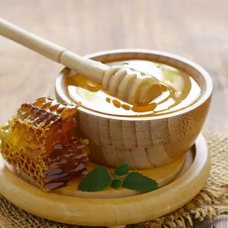 1. Снимка на ПЧЕЛАРСКА ФЕРМА АМБРОЗИЯ – мед и пчелни продукти