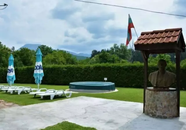 3. Снимка на Къща за гости Тушеви с басейн във Вършец