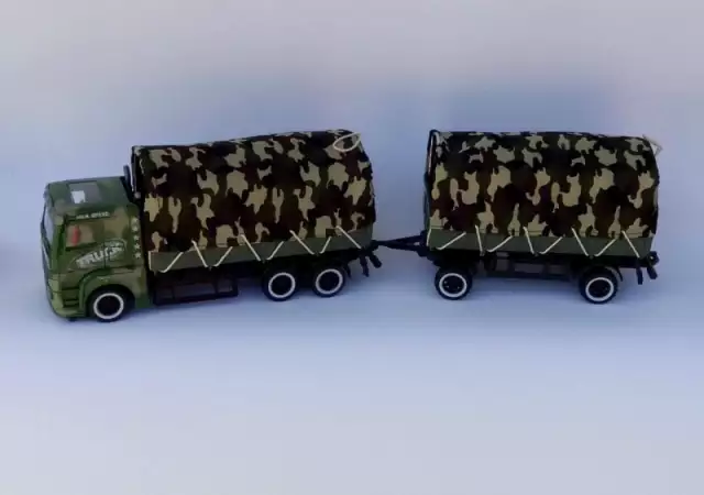 1. Снимка на Военен камион тир с ремарке