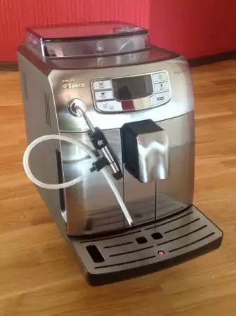 1. Снимка на автоматични кафемашини Saeco Intelia