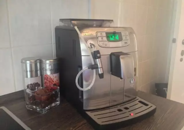 5. Снимка на автоматични кафемашини Saeco Intelia
