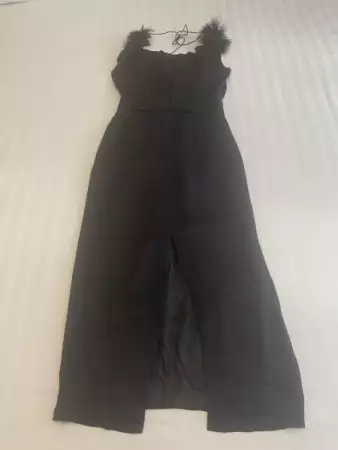 Елегантна дълга черна рокля Hugo Boss