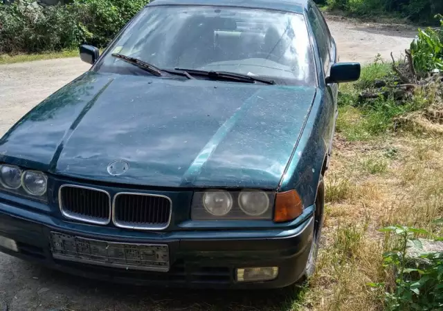 8. Снимка на BMW 318 e36 БМВ е36 m43b18 на части