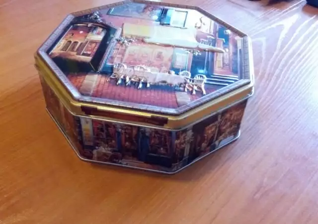 Метална кутия за бисквити с картини на Viktor Shvaiko