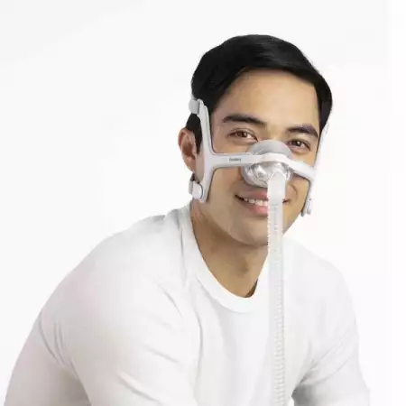 1. Снимка на Назална CPAP маска ResMed AirTouch N20 с мемори пяна