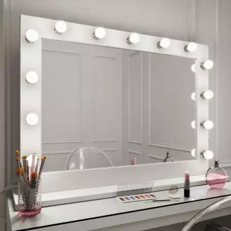 4. Снимка на Огледало с осветление за фризьорски салони и професионален г