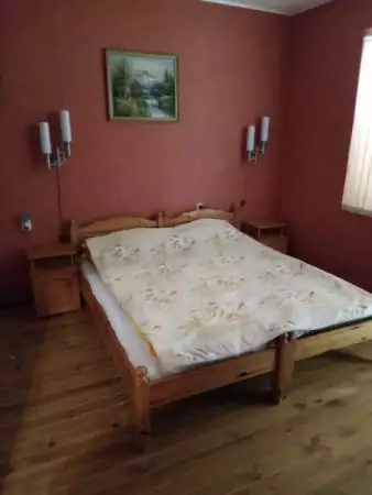 Самостоятелен апартамент в центъра на гр.Царево