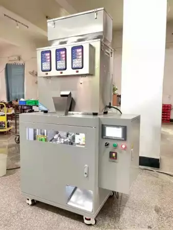 1. Снимка на Автоматична пакетираща машина за гранули в дойпак.