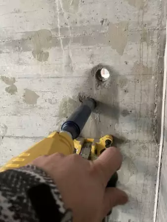 Пробиване на дупки в бетон от ф - 50 до ф - 300