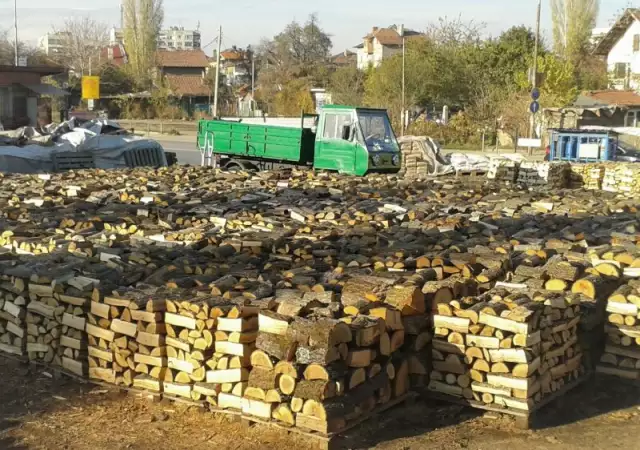Дърва за огрев дъб и бук, 10 вида пелети , Донбаски въглища