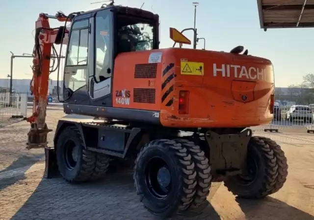 2. Снимка на Багер Hitachi ZX140W - 3