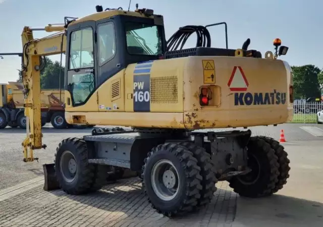 2. Снимка на Багер Komatsu PW160 - 7K