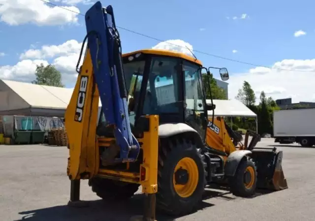 Комбиниран Багер JCB 3CX